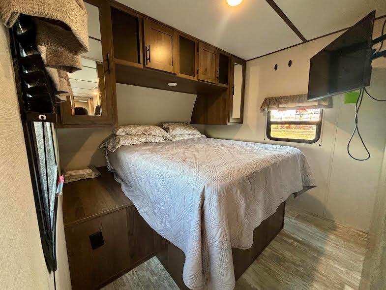 Forest River Avenger  2020