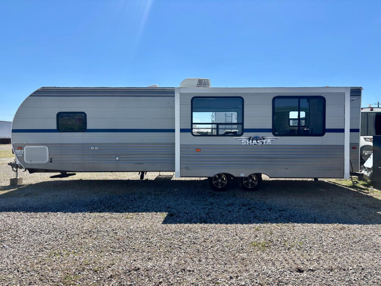 Coachmen Shasta  2020