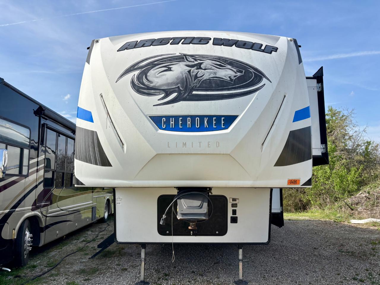 Forest River Arctic Wolf  2018