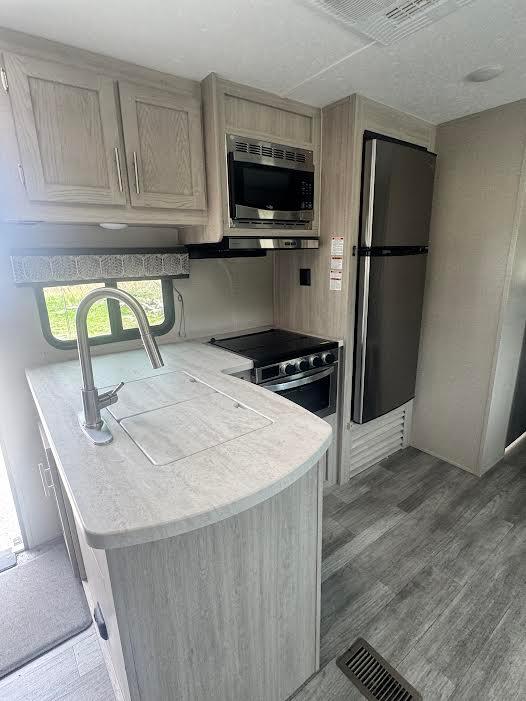 Coachmen Catalina Legacy Edition  2022