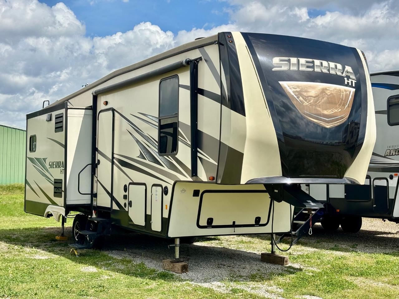 Forest River Sierra  2018