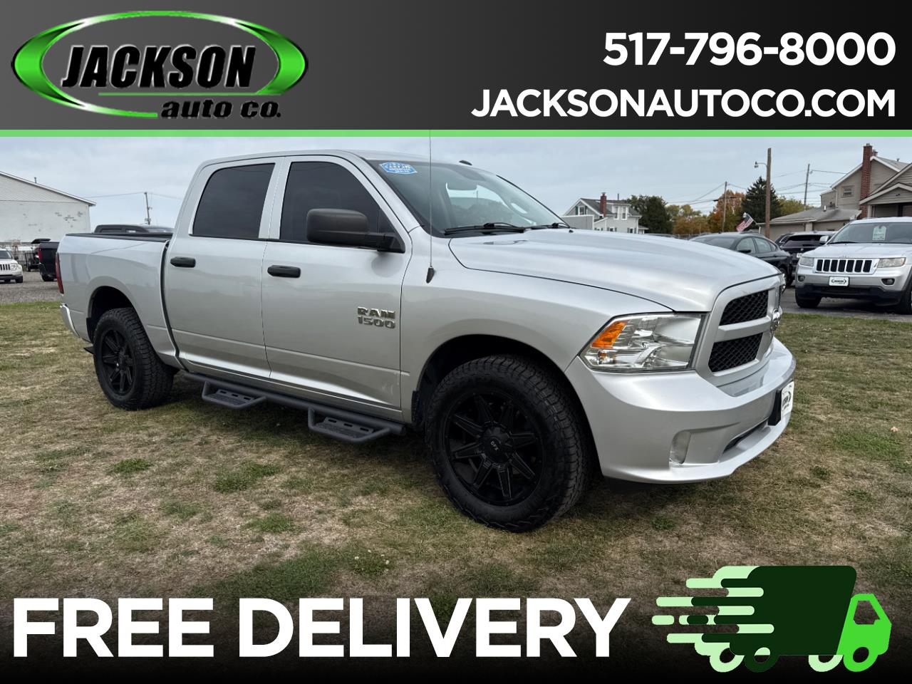 2018 RAM 1500 Express 4x4 Crew Cab 5'7" Box