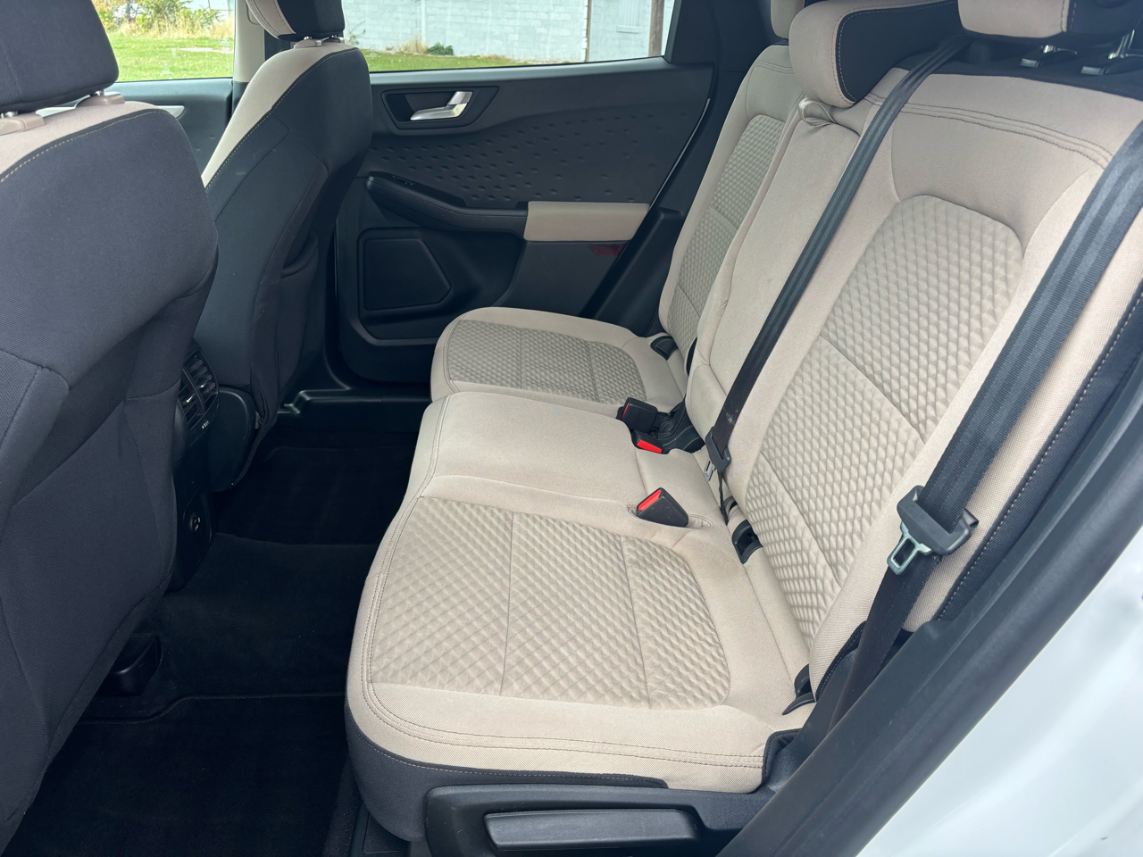 2020 Ford Escape SE photo 4