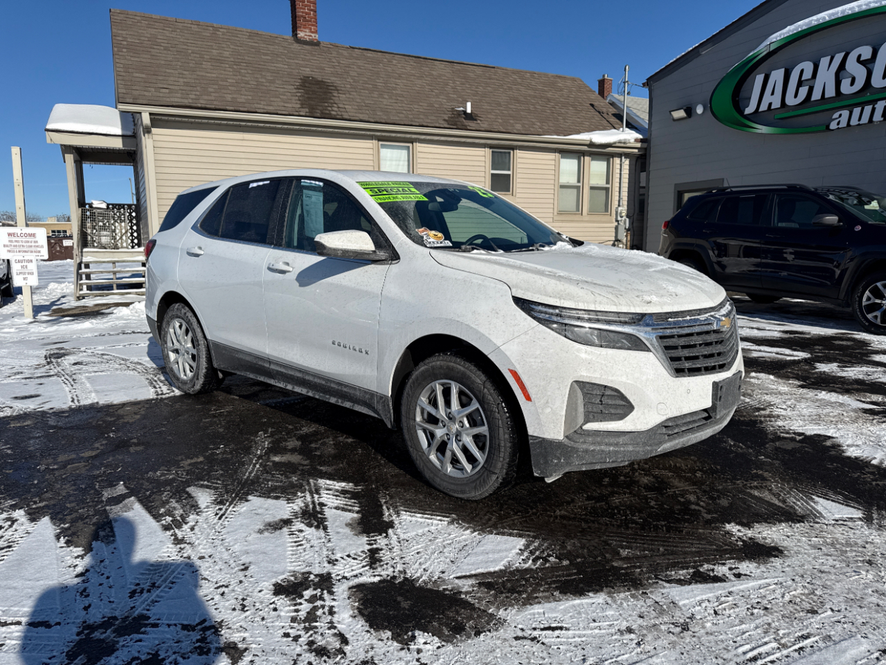Chevrolet Equinox AWD 4dr LT w/1LT 2023
