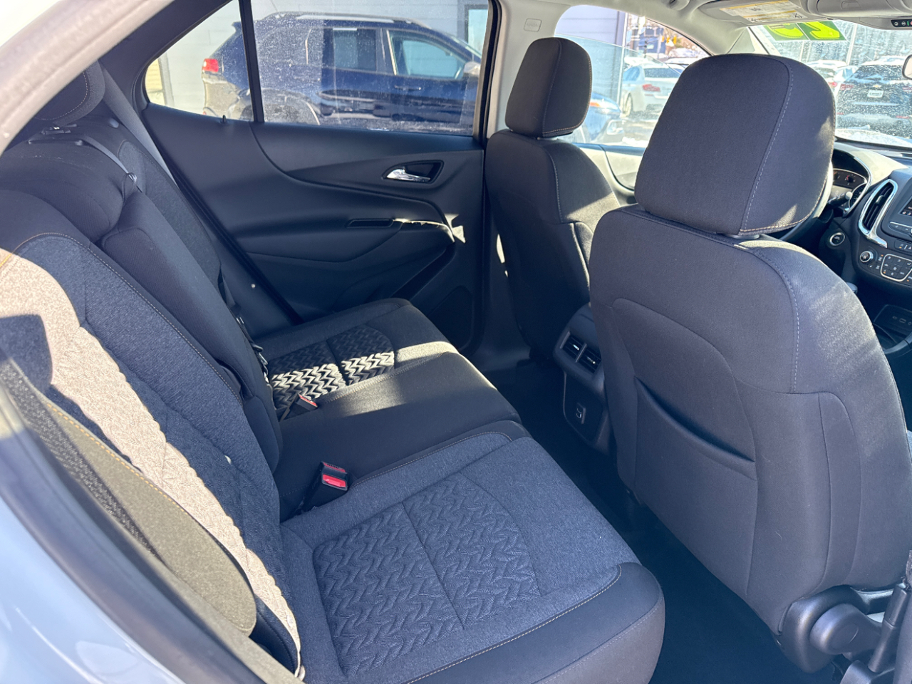 Chevrolet Equinox AWD 4dr LT w/1LT 2023