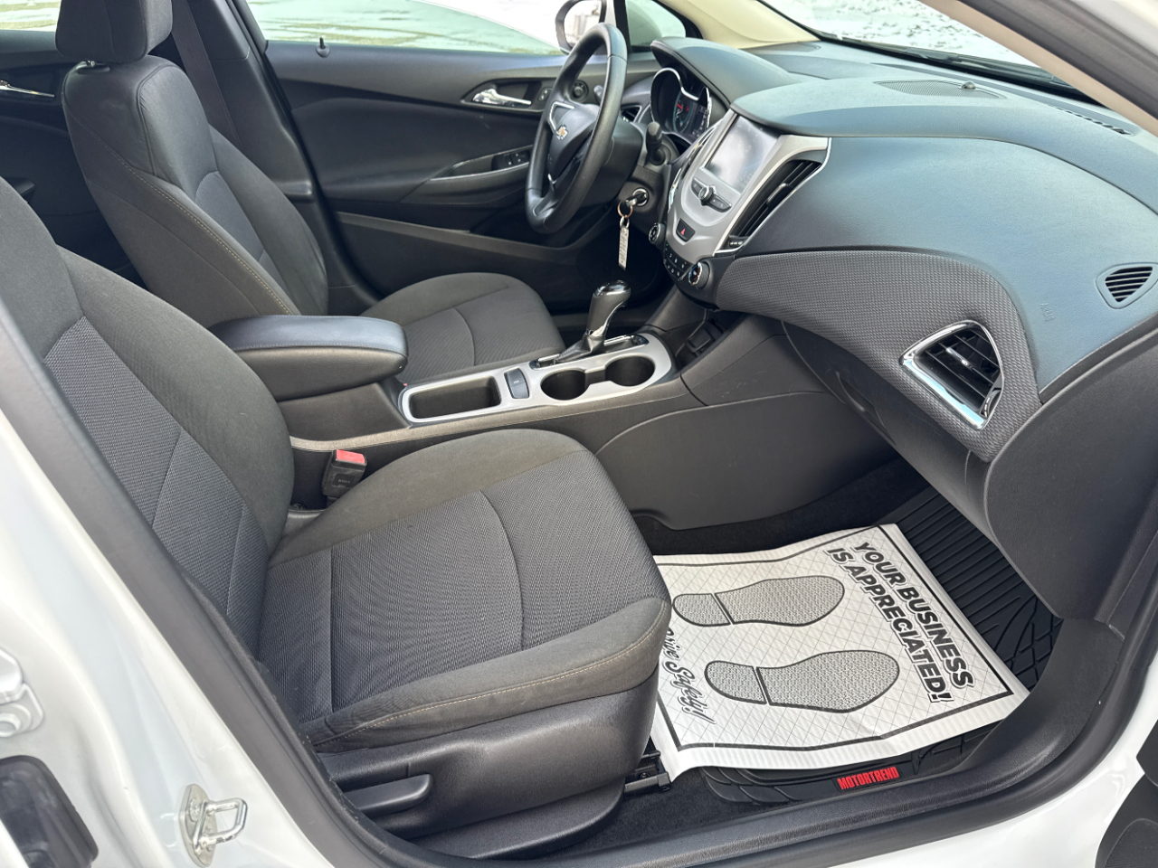 Chevrolet Cruze 4dr Sdn 1.4L LS w/1SB 2017