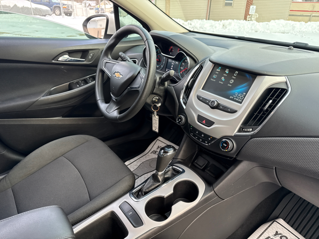 Chevrolet Cruze 4dr Sdn 1.4L LS w/1SB 2017