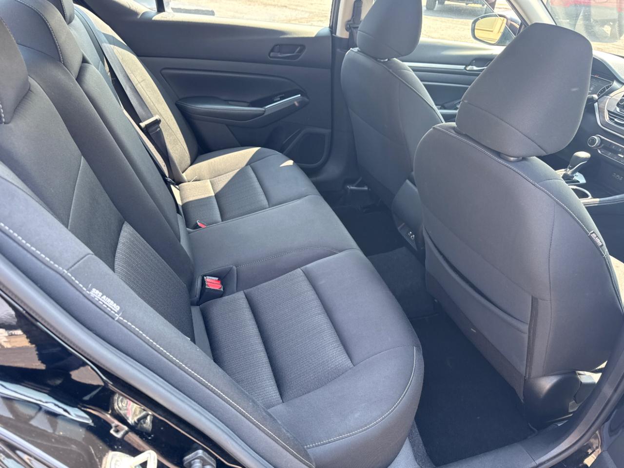 Nissan Altima 2.5 SV Sedan 2023