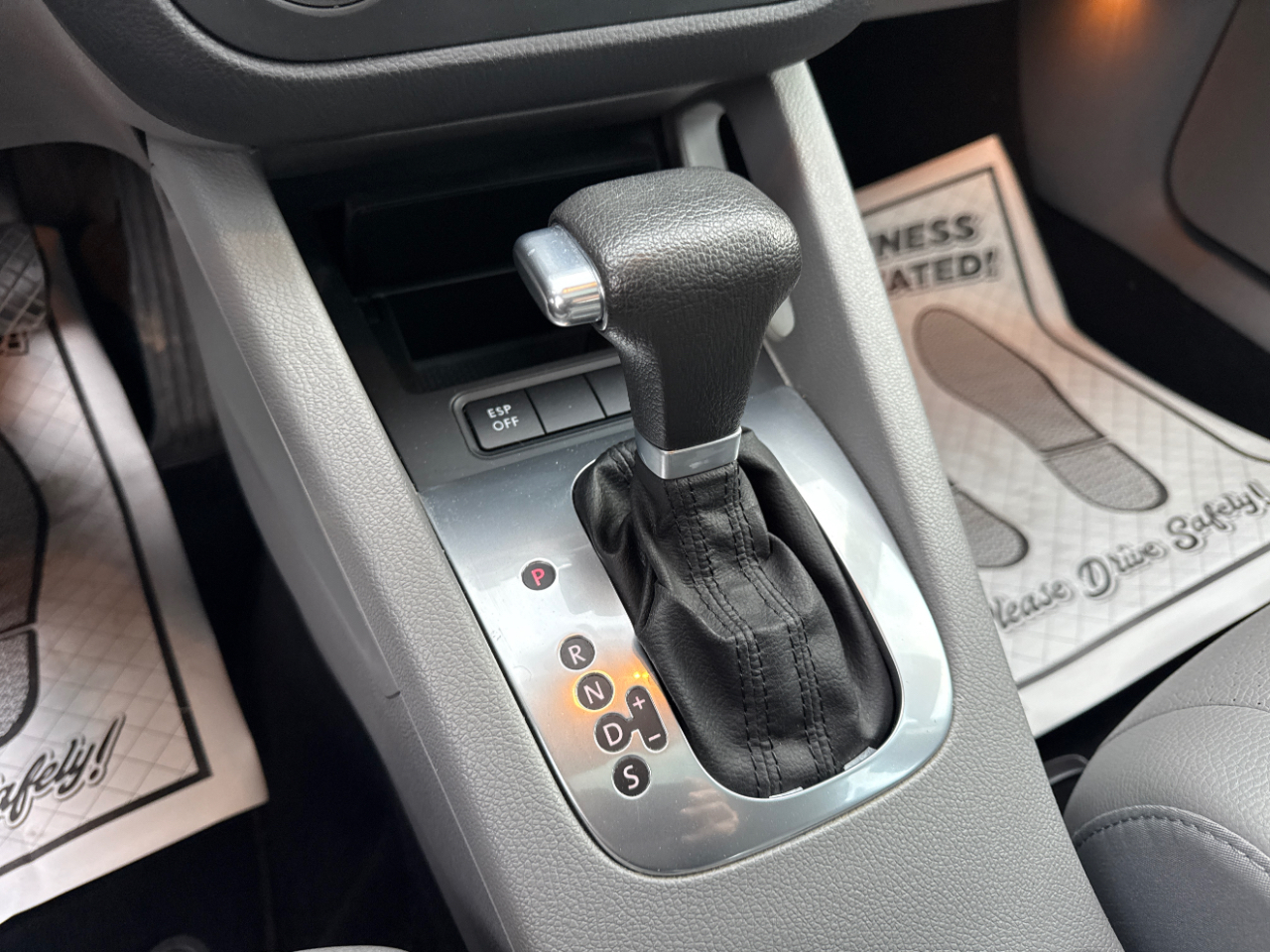 Volkswagen Jetta Sedan 4dr Auto 2.5 2007