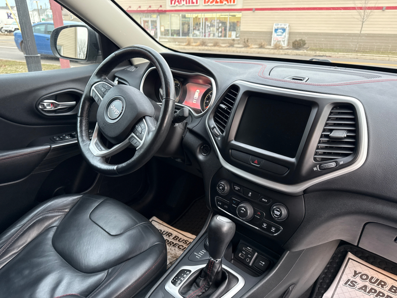 Jeep Cherokee 4WD 4dr Trailhawk 2015