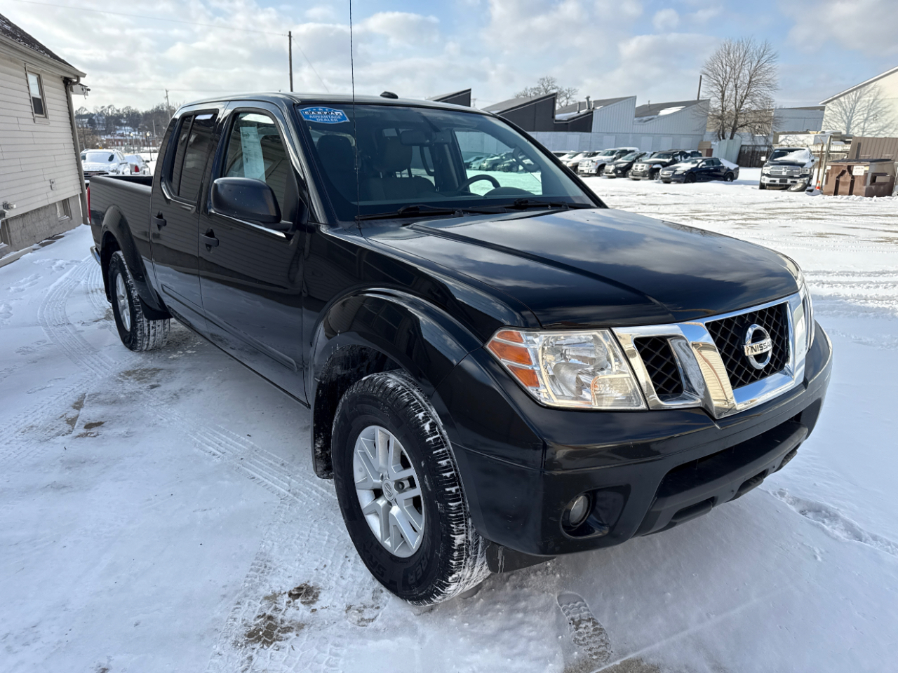Nissan Frontier 4WD Crew Cab LWB Auto SV 2016