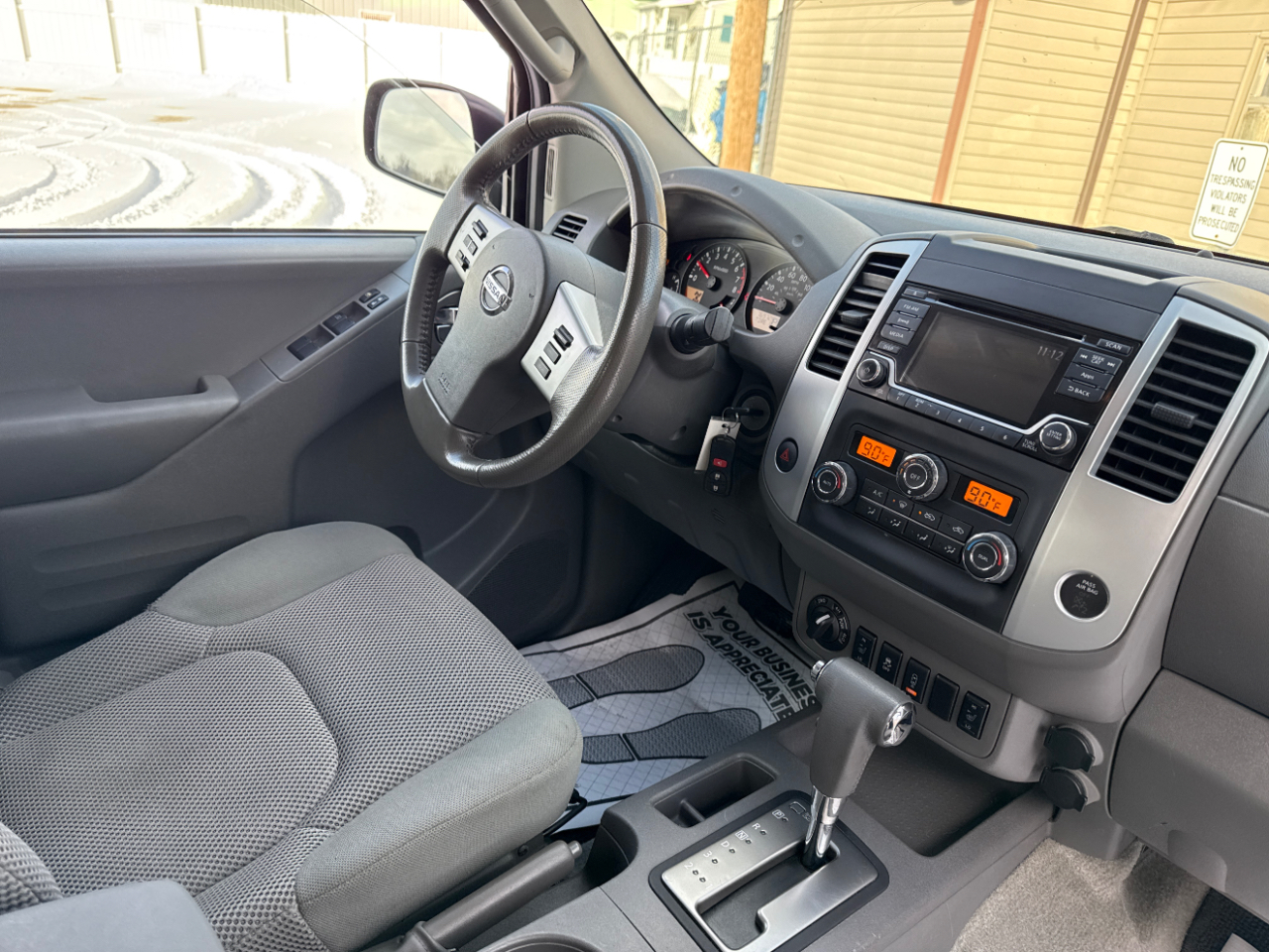 Nissan Frontier 4WD Crew Cab LWB Auto SV 2016