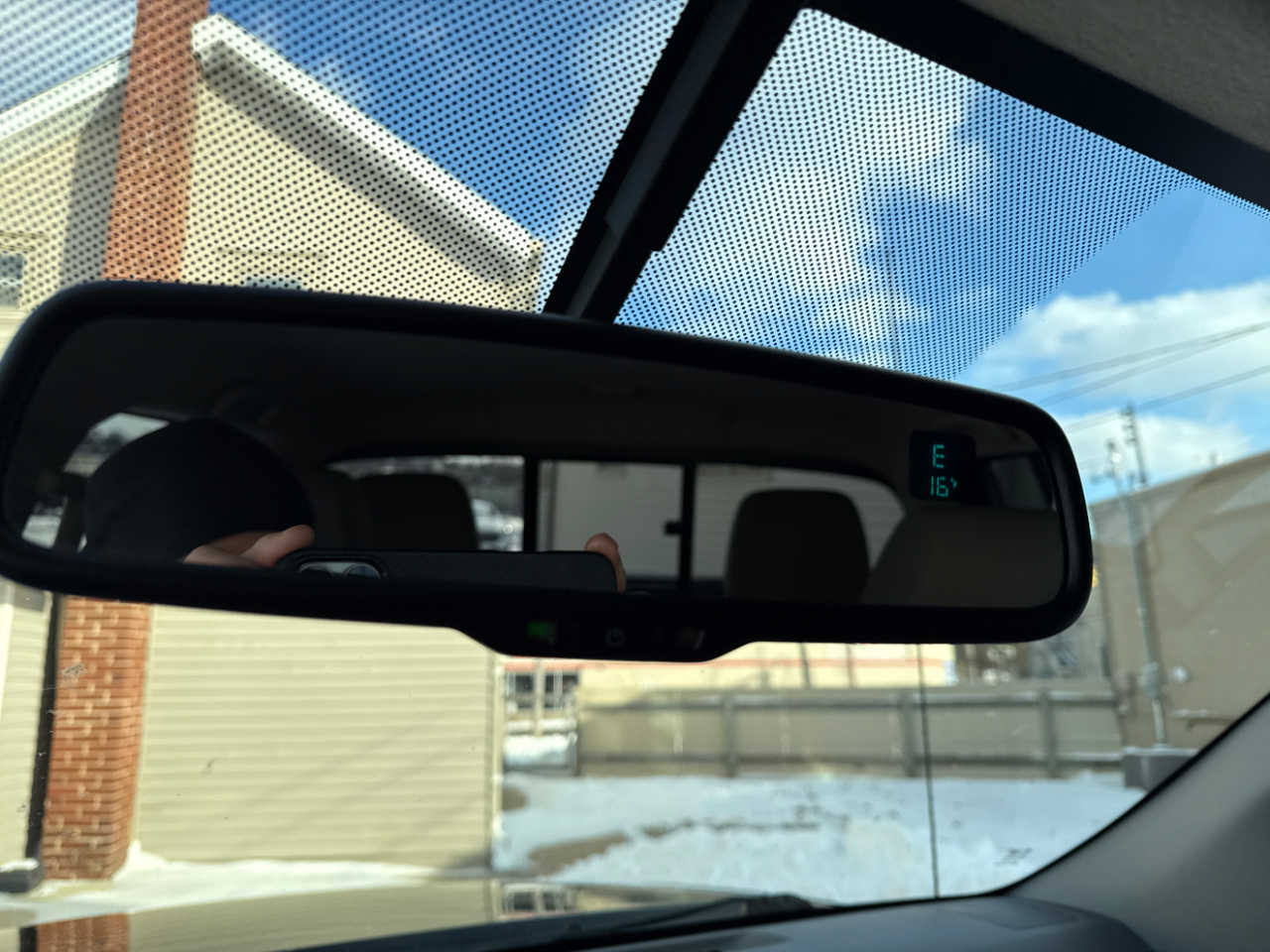 Nissan Frontier 4WD Crew Cab LWB Auto SV 2016