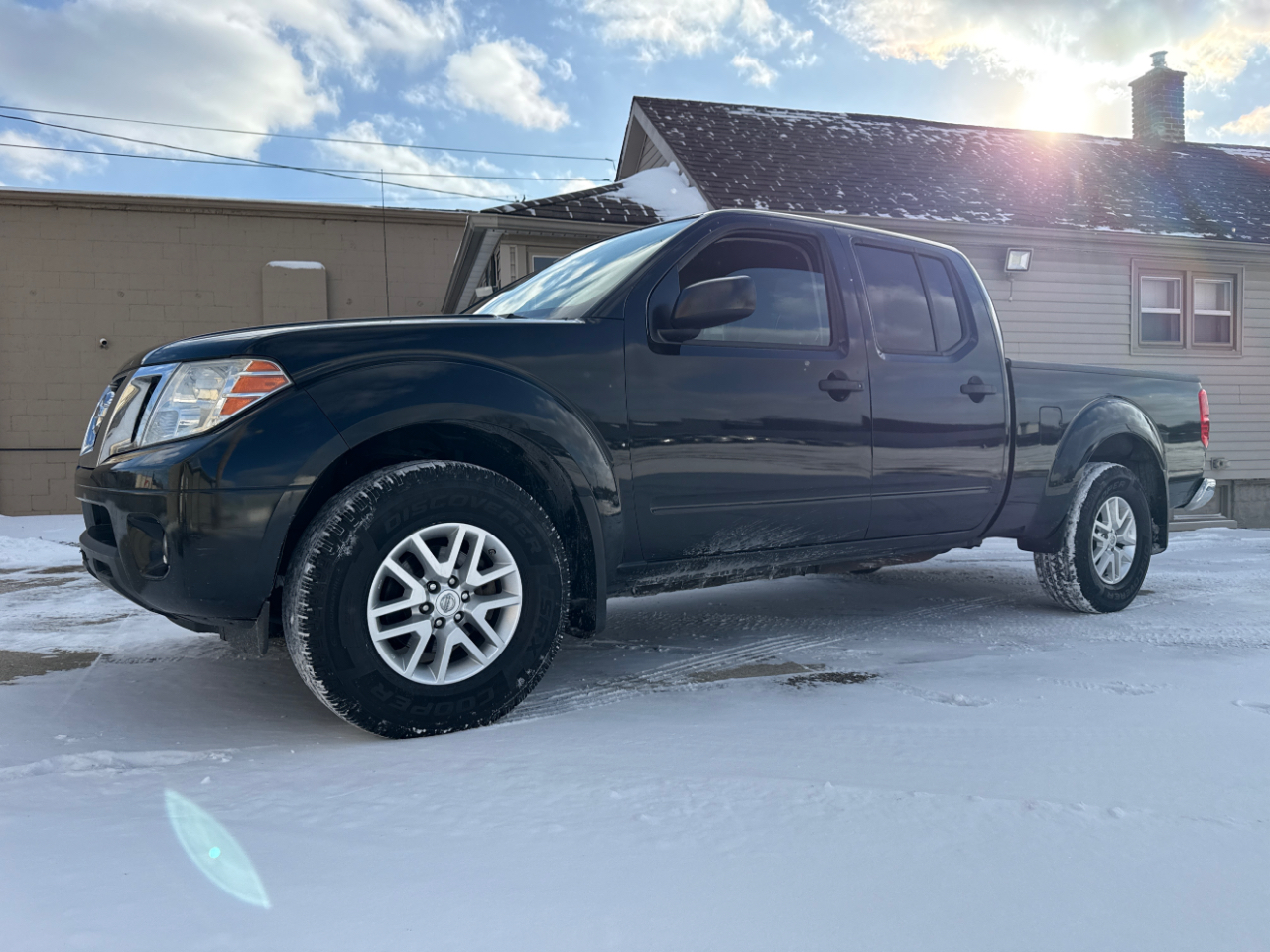 Nissan Frontier 4WD Crew Cab LWB Auto SV 2016