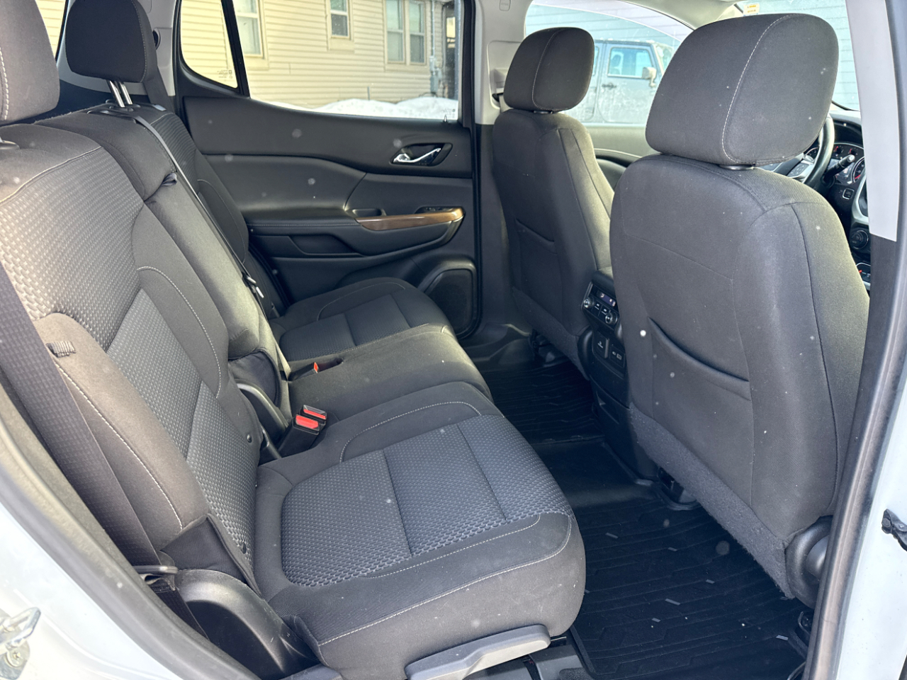 GMC Acadia AWD 4dr SLE 2020