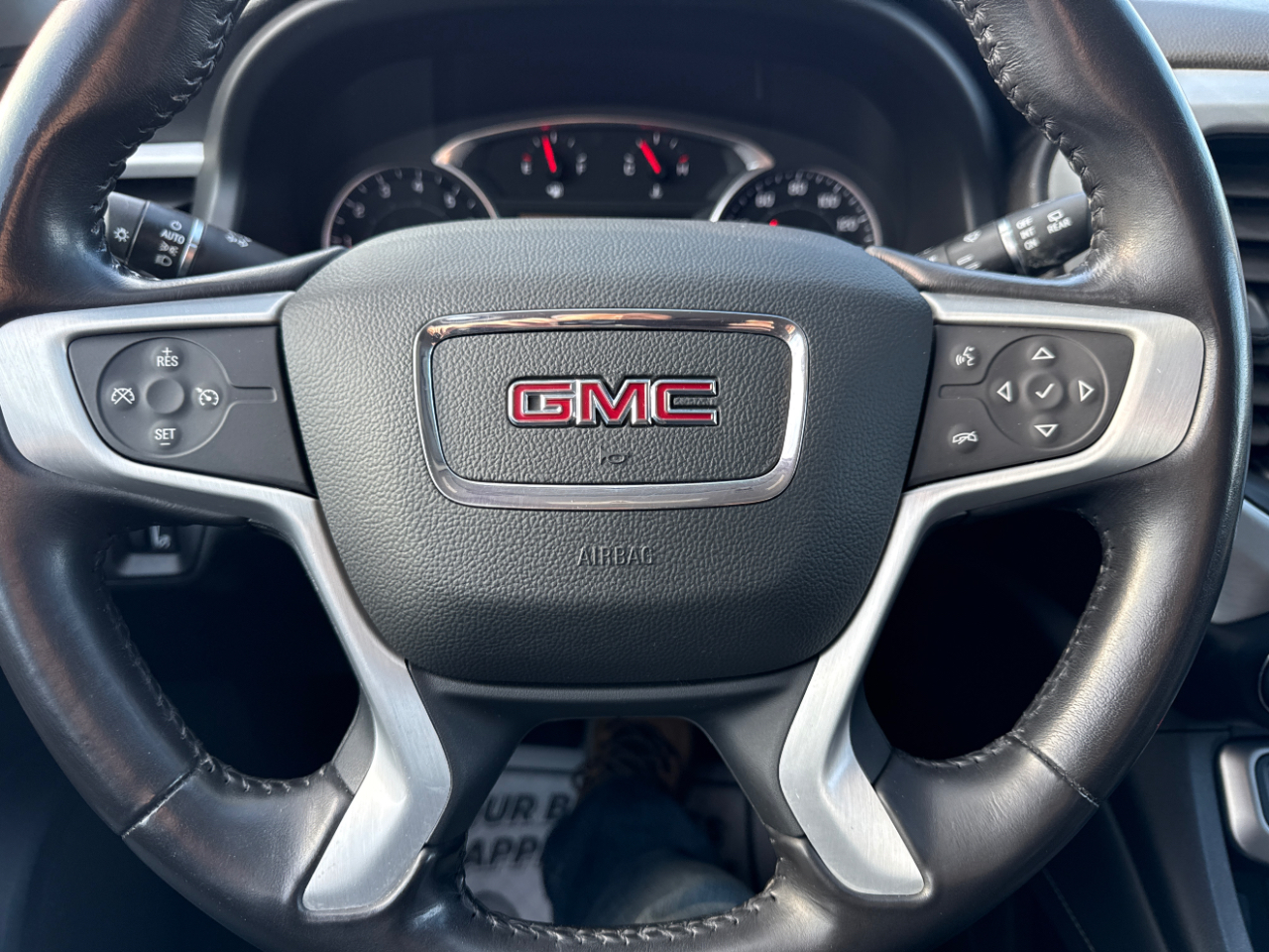 GMC Acadia AWD 4dr SLE 2020