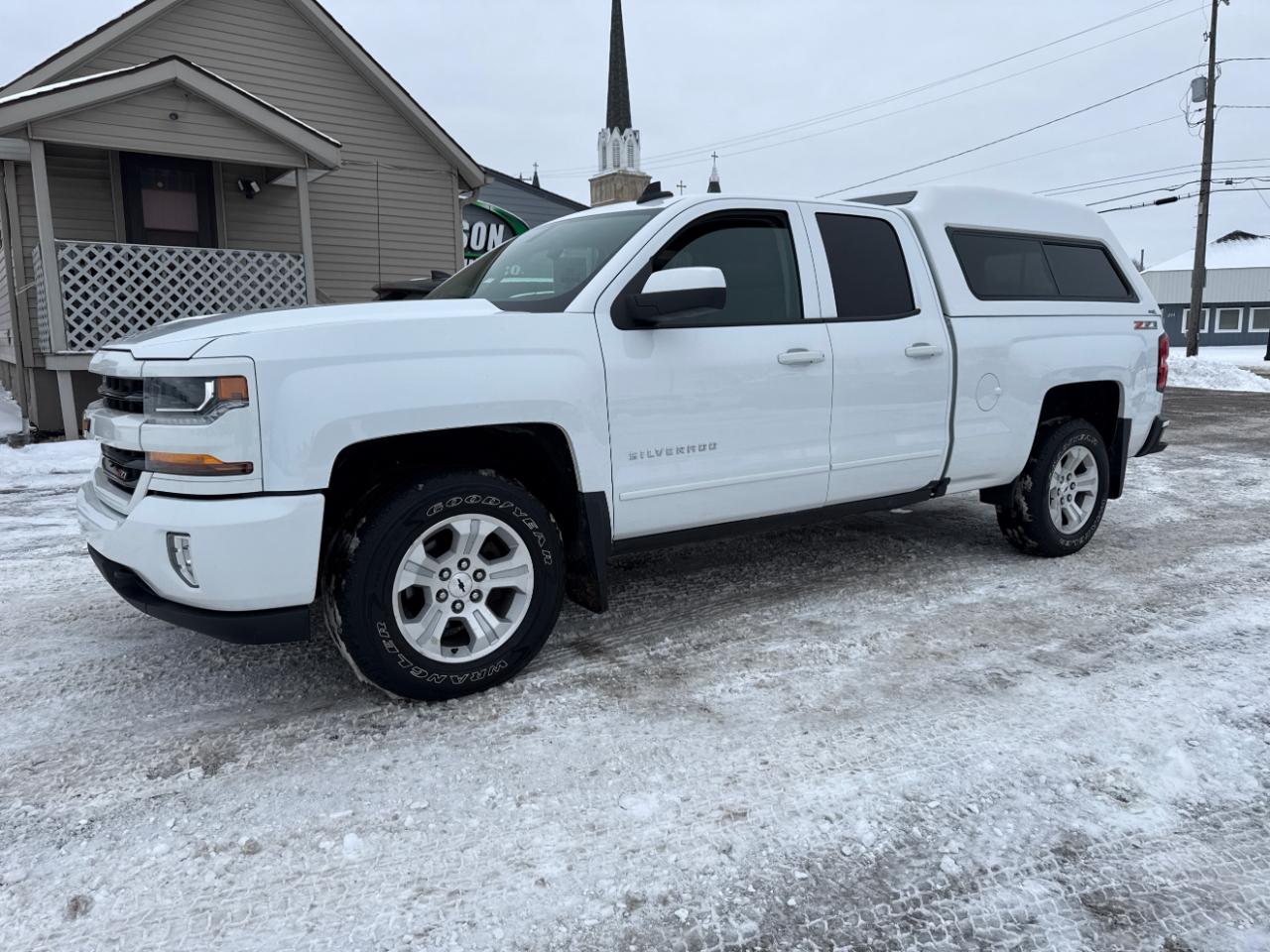 Chevrolet Silverado 1500 4WD Double Cab 143.5" LT w/2LT 2017