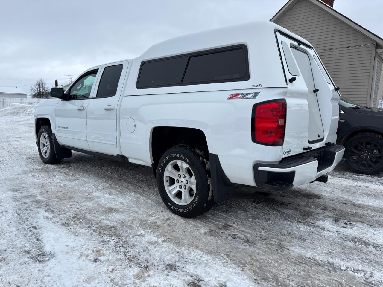 Chevrolet Silverado 1500 4WD Double Cab 143.5" LT w/2LT 2017