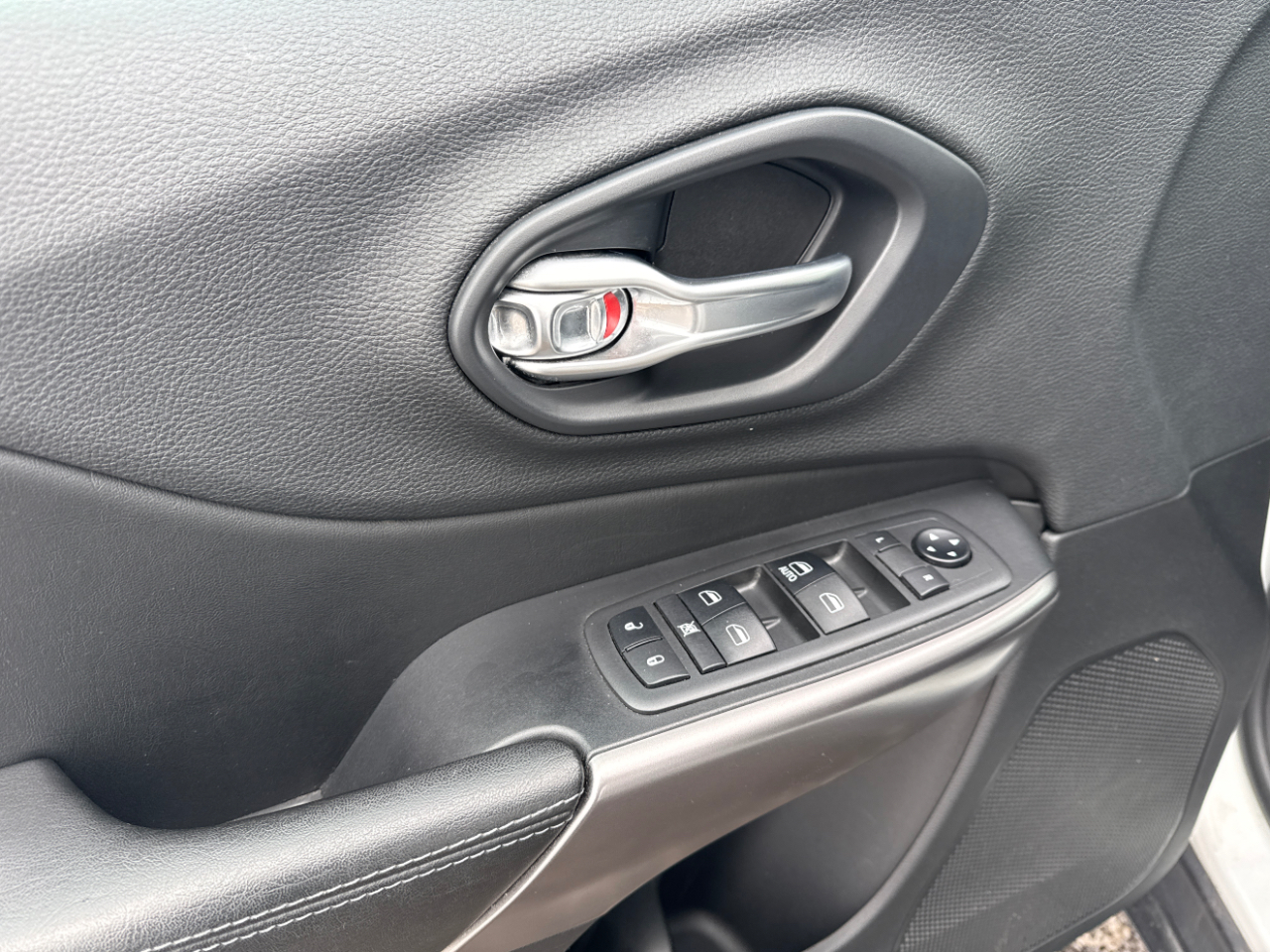 Jeep Cherokee Latitude 4x4 2019