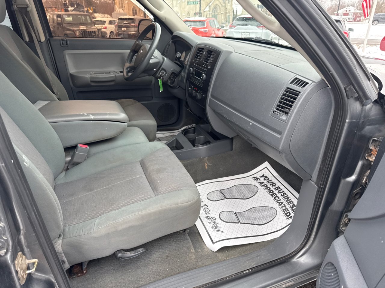 Dodge Dakota Quad Cab 4WD ST 2005