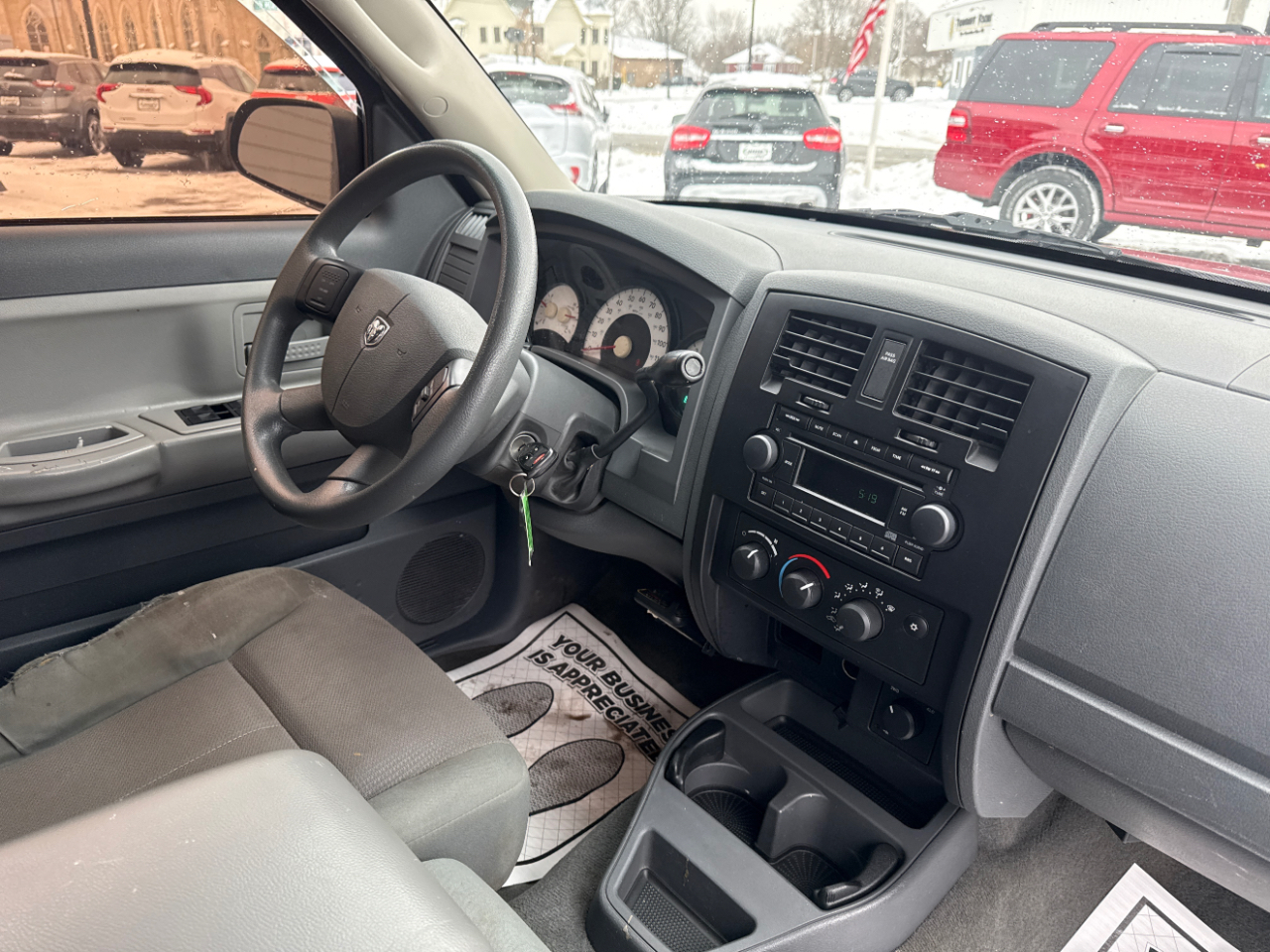 Dodge Dakota Quad Cab 4WD ST 2005