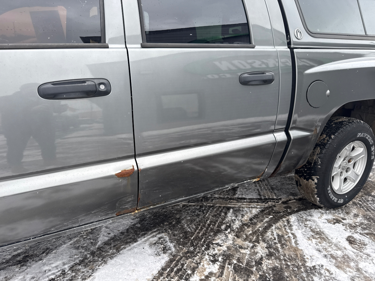 Dodge Dakota Quad Cab 4WD ST 2005
