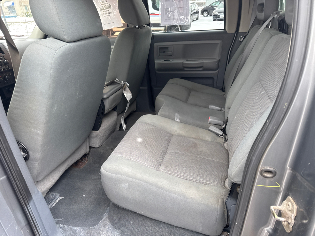 Dodge Dakota Quad Cab 4WD ST 2005