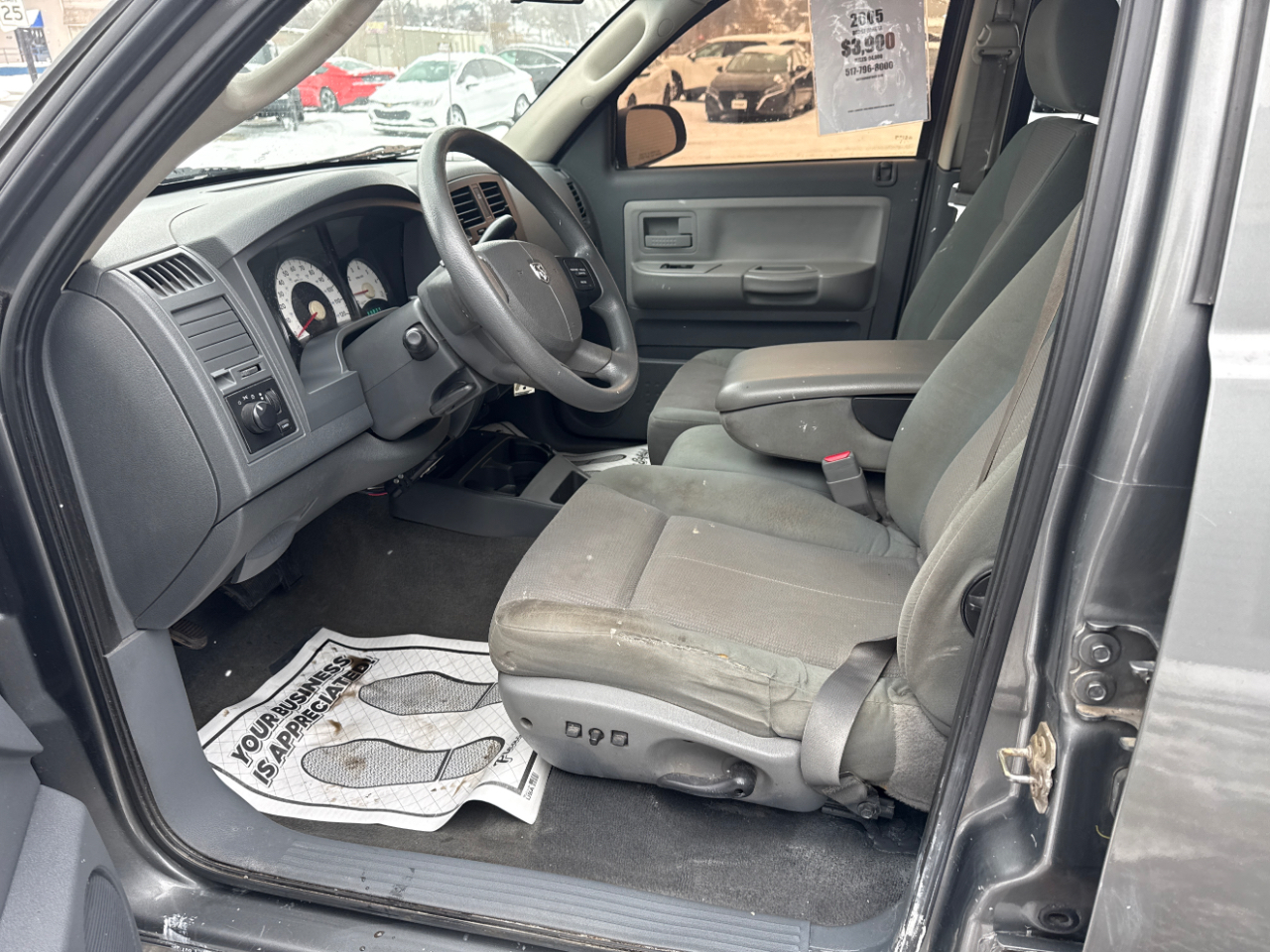 Dodge Dakota Quad Cab 4WD ST 2005