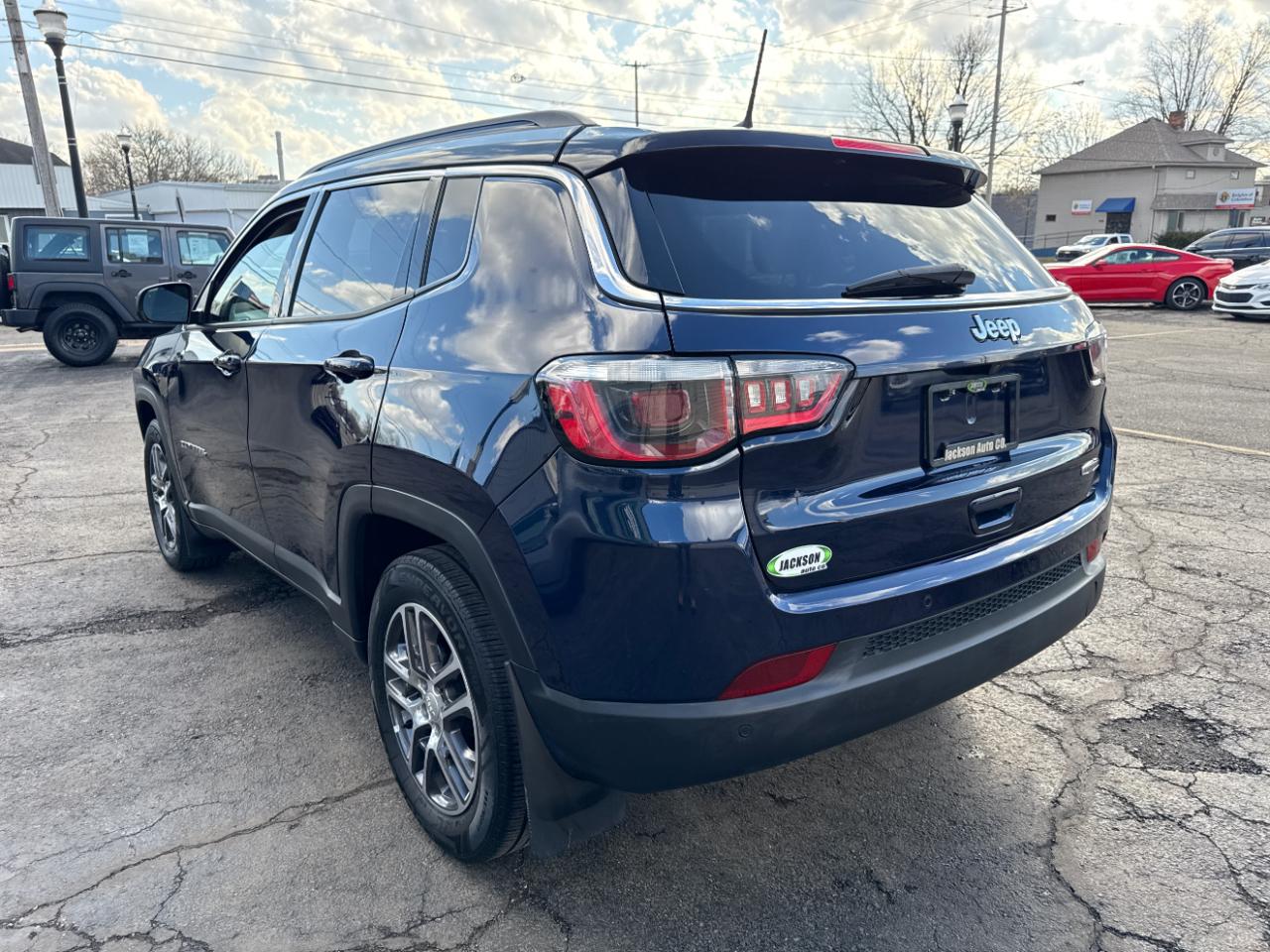 Jeep Compass Latitude FWD 2018