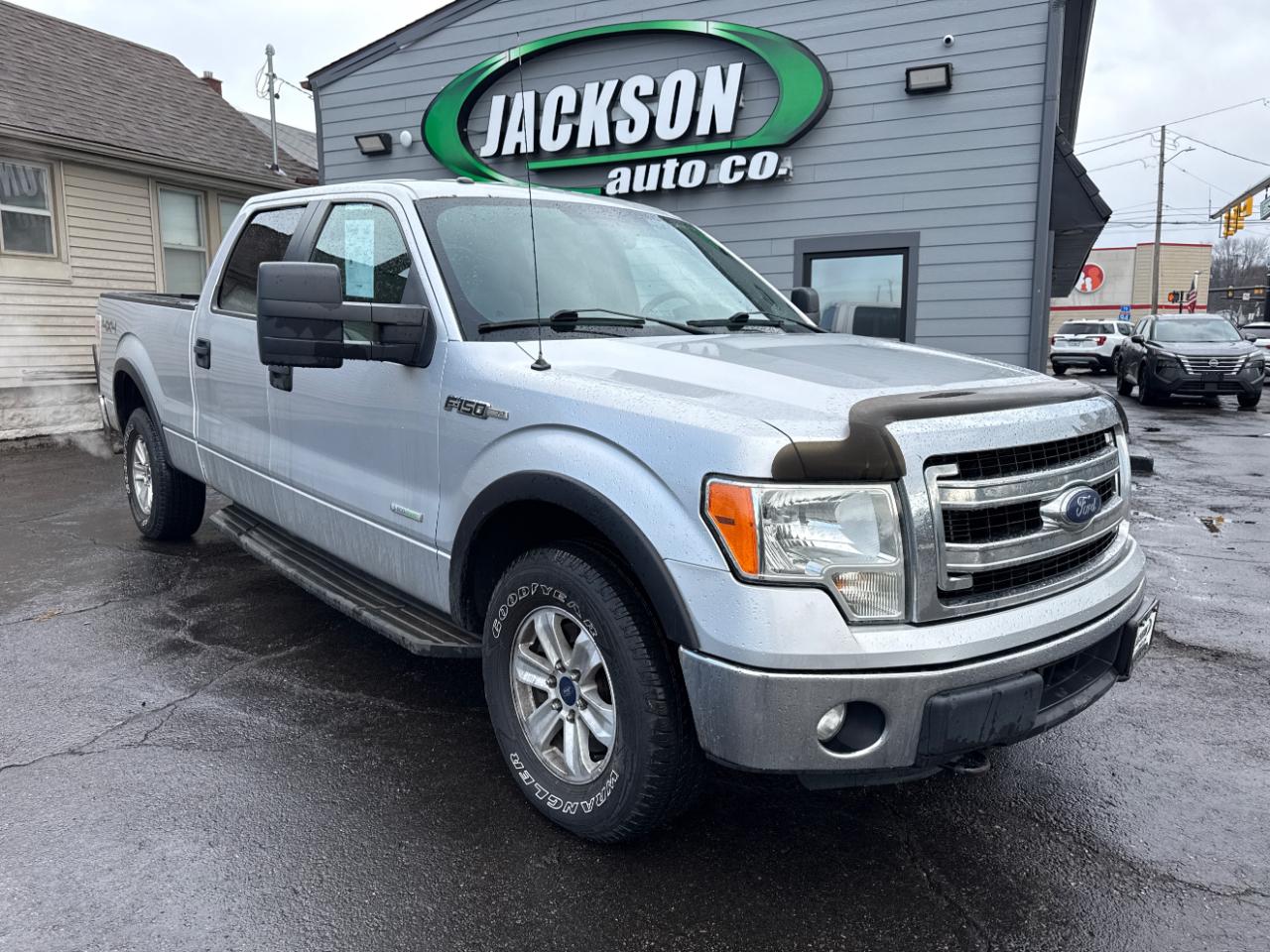Ford F-150 4WD SuperCrew 145" XLT 2013