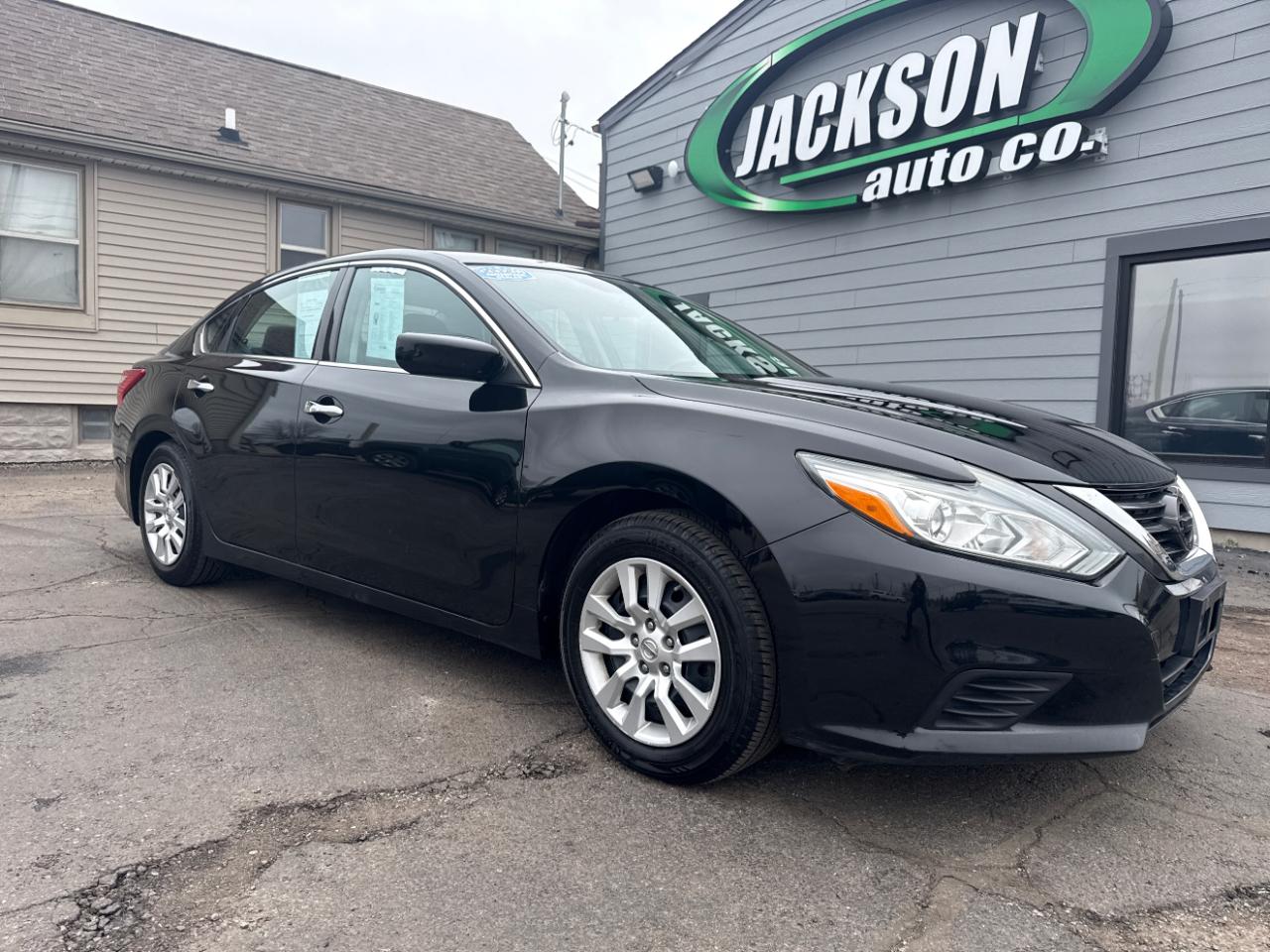 Nissan Altima 4dr Sdn I4 2.5 2016