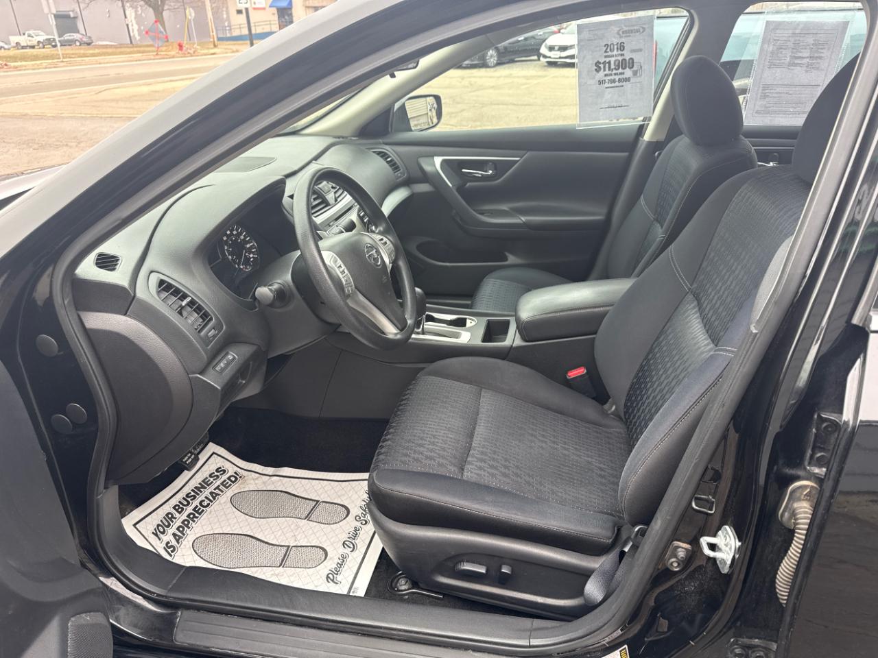 Nissan Altima 4dr Sdn I4 2.5 2016