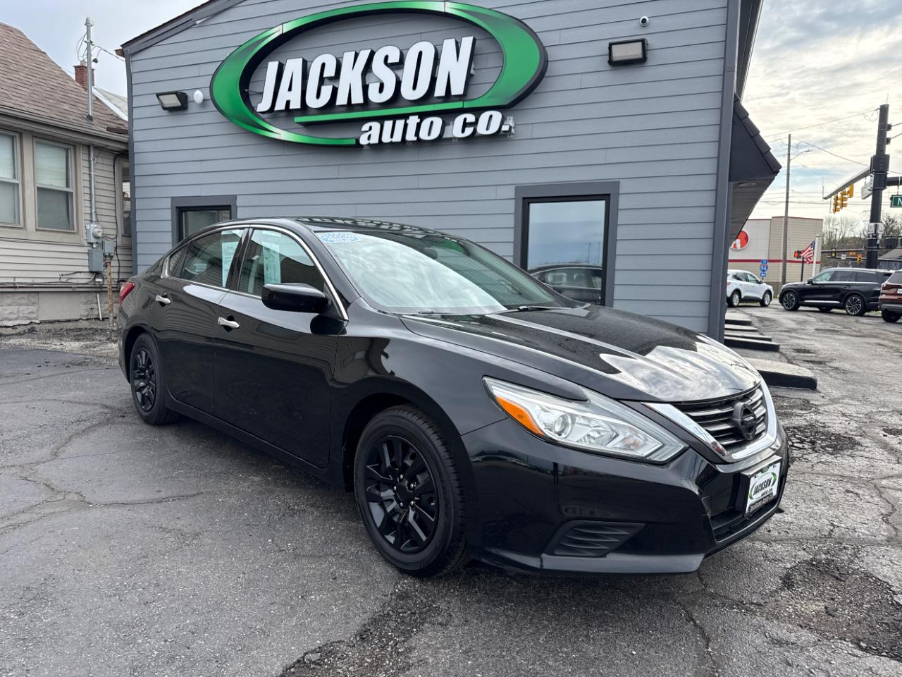 Nissan Altima 4dr Sdn I4 2.5 2016