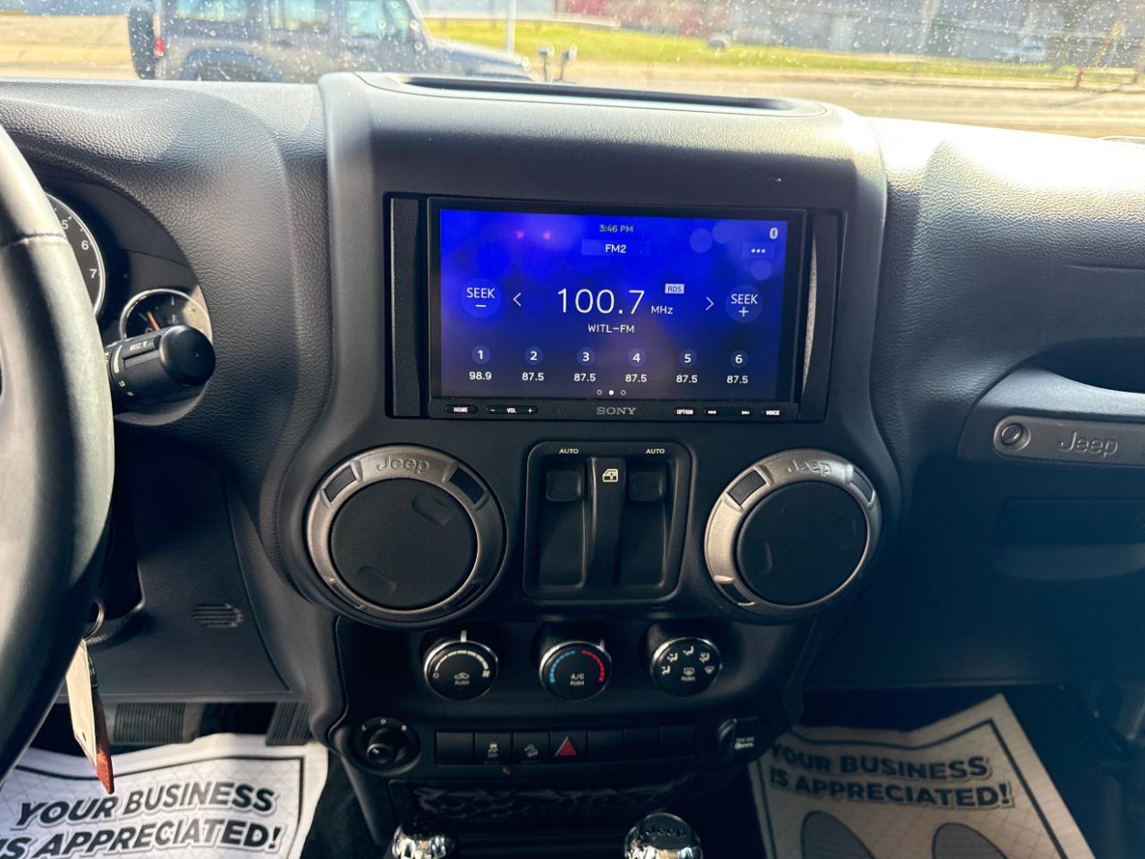 Jeep Wrangler Willys Wheeler 4x4 2017