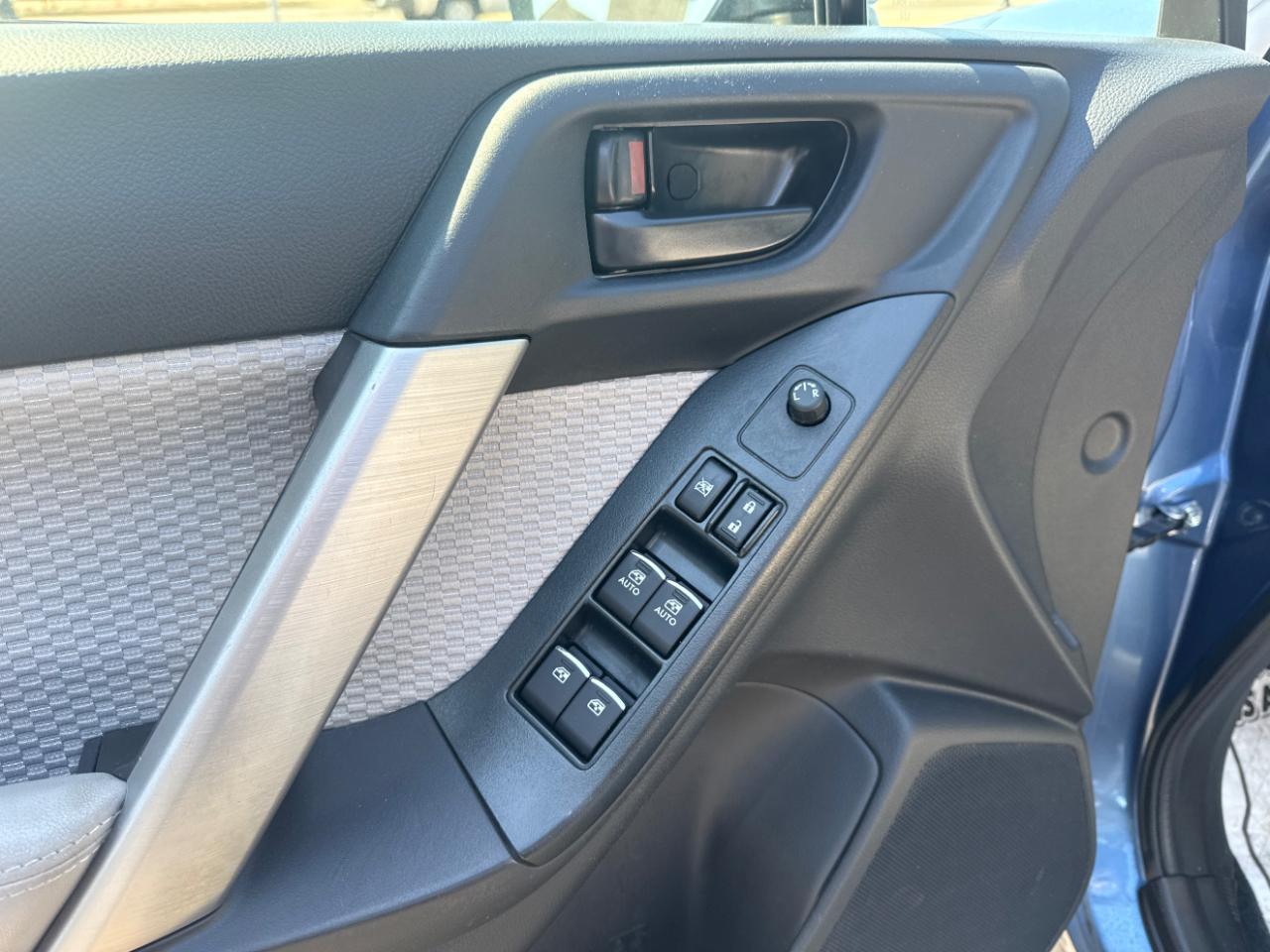 Subaru Forester 2.5i CVT 2017