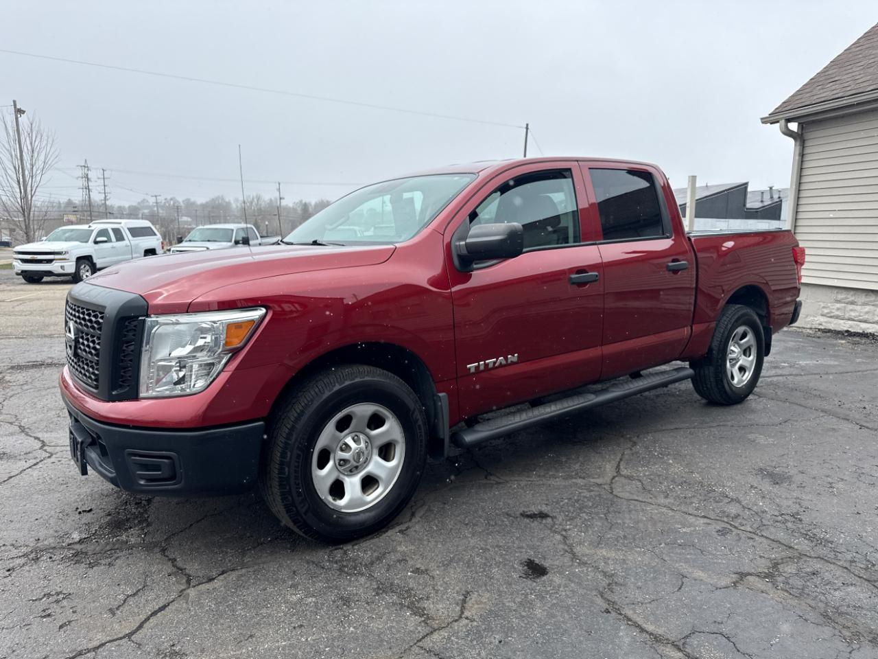 Nissan Titan 4x4 Crew Cab S 2017