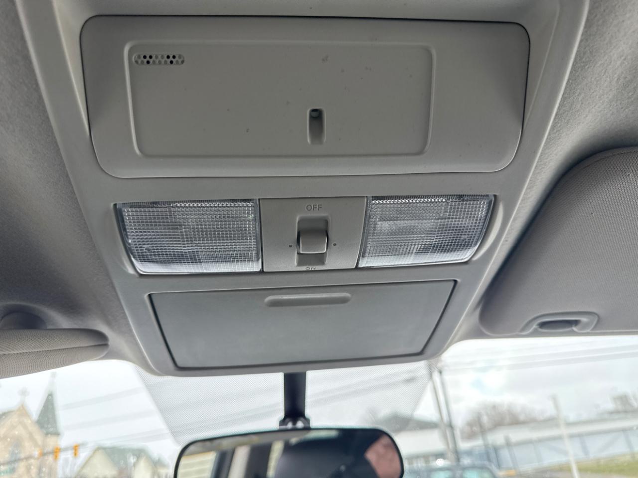 Nissan Titan 4x4 Crew Cab S 2017