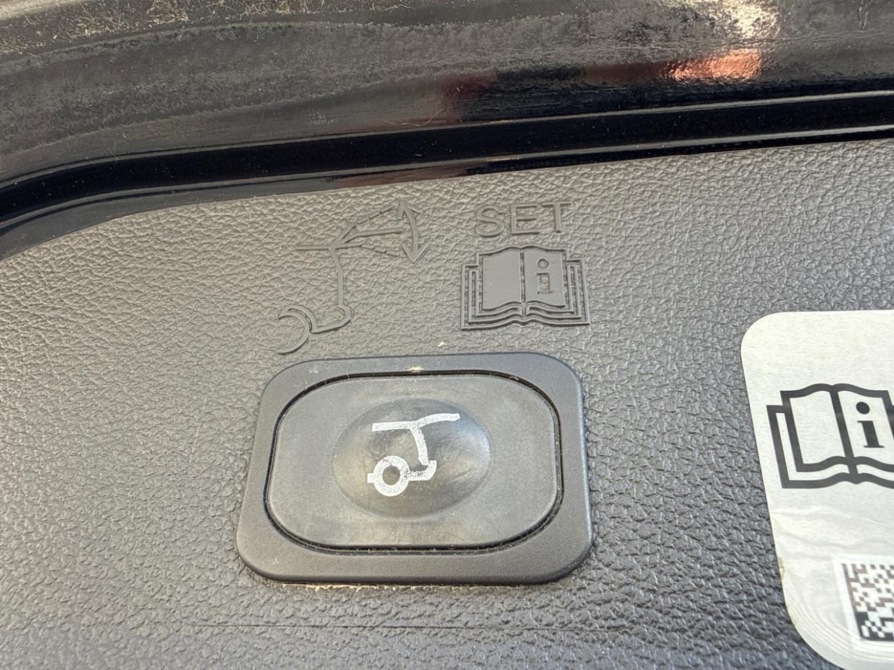 Ford Escape Titanium FWD 2017