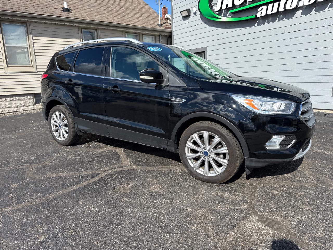 Ford Escape Titanium FWD 2017
