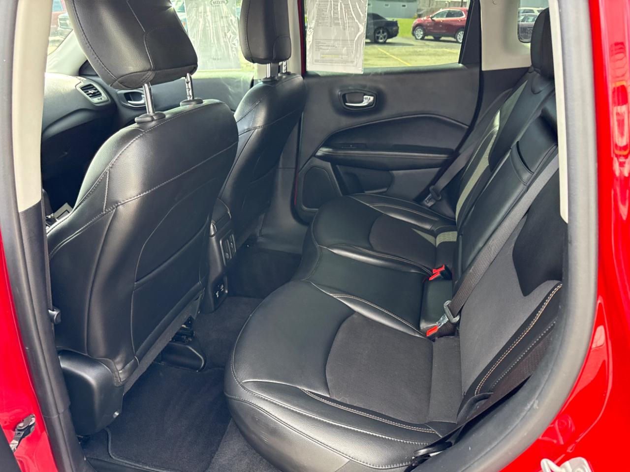 Jeep Compass Latitude FWD 2019