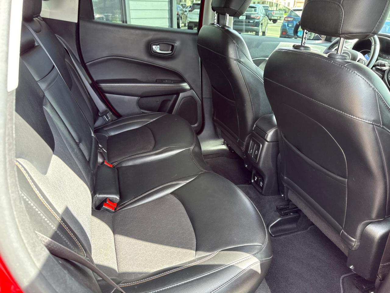 Jeep Compass Latitude FWD 2019