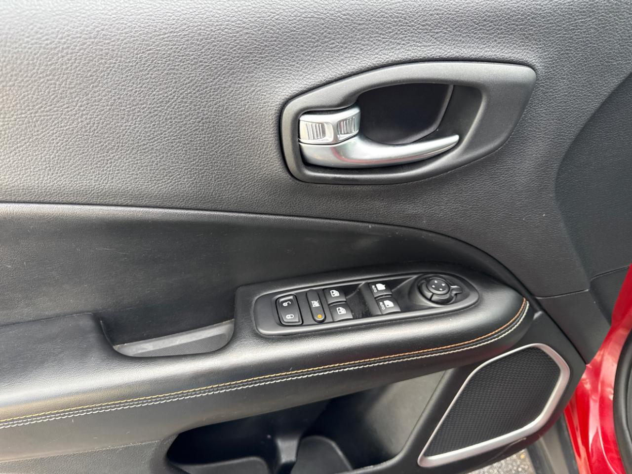 Jeep Compass Latitude FWD 2019