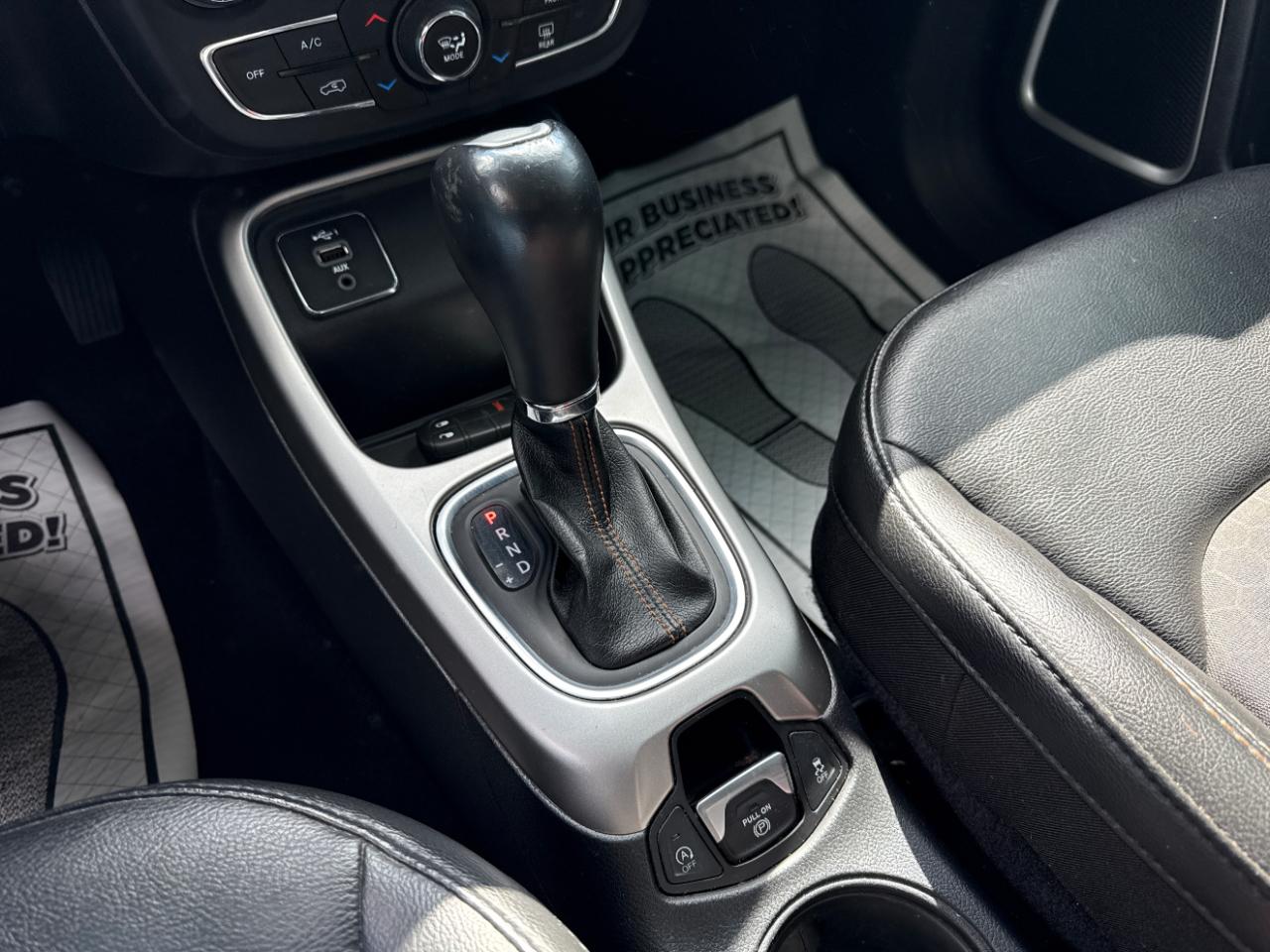 Jeep Compass Latitude FWD 2019
