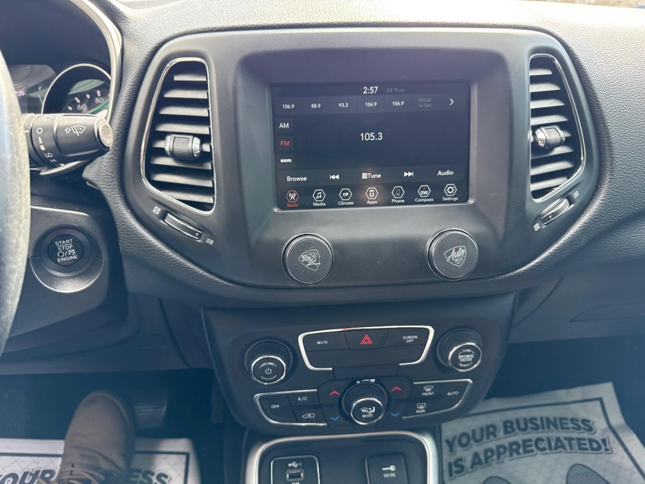 Jeep Compass Latitude FWD 2019