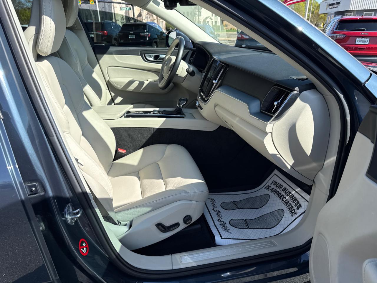 Volvo XC60 T6 AWD Momentum 2018
