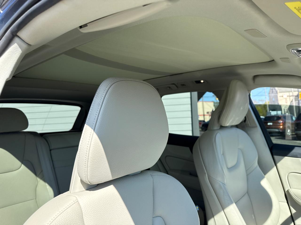 Volvo XC60 T6 AWD Momentum 2018
