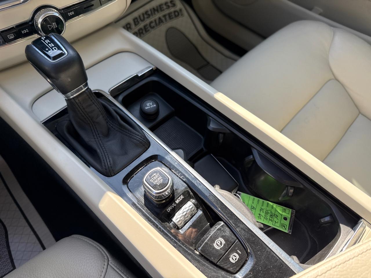 Volvo XC60 T6 AWD Momentum 2018