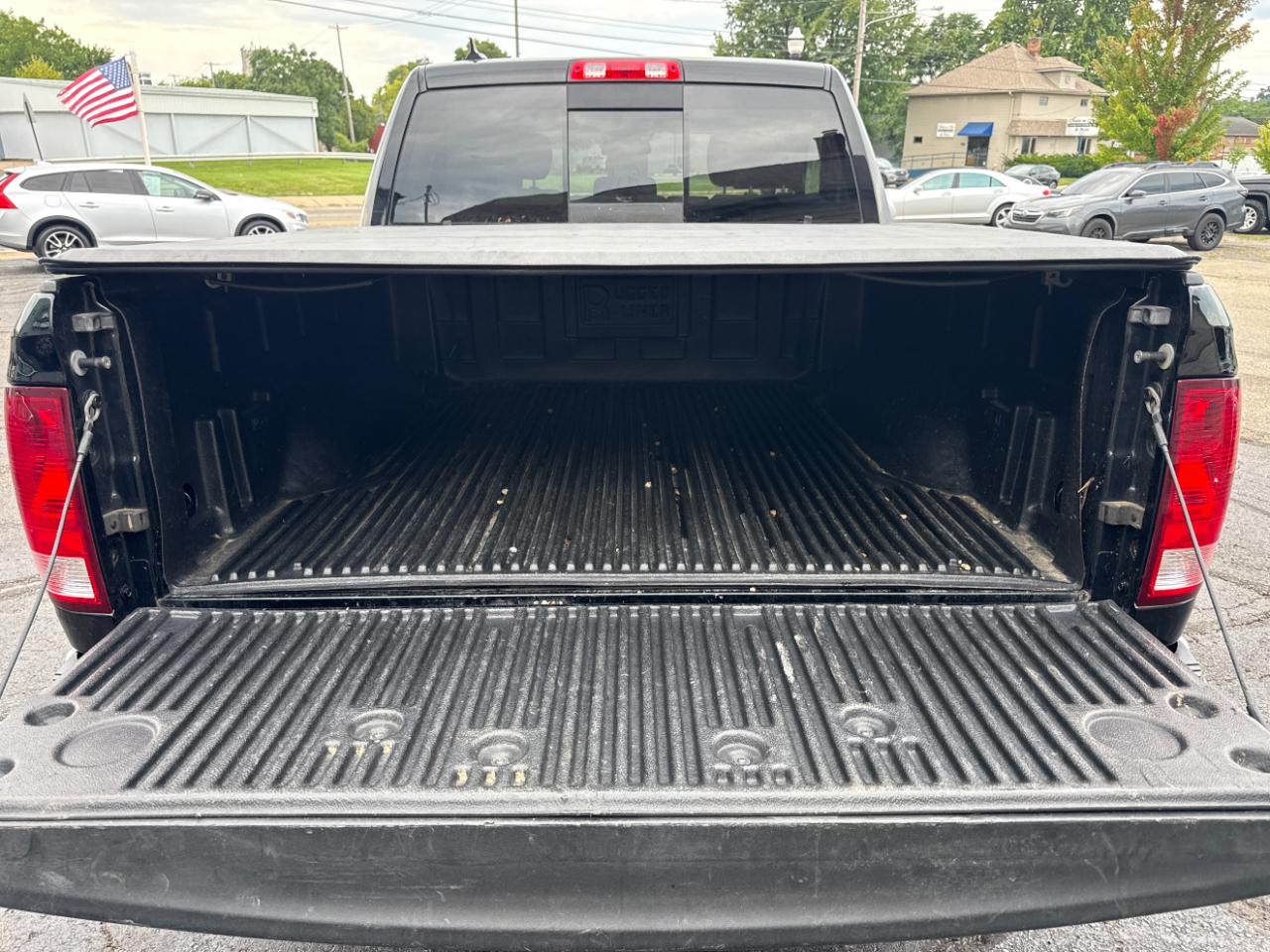RAM 1500 Classic Big Horn 4x4 Crew Cab 5'7" Box 2019