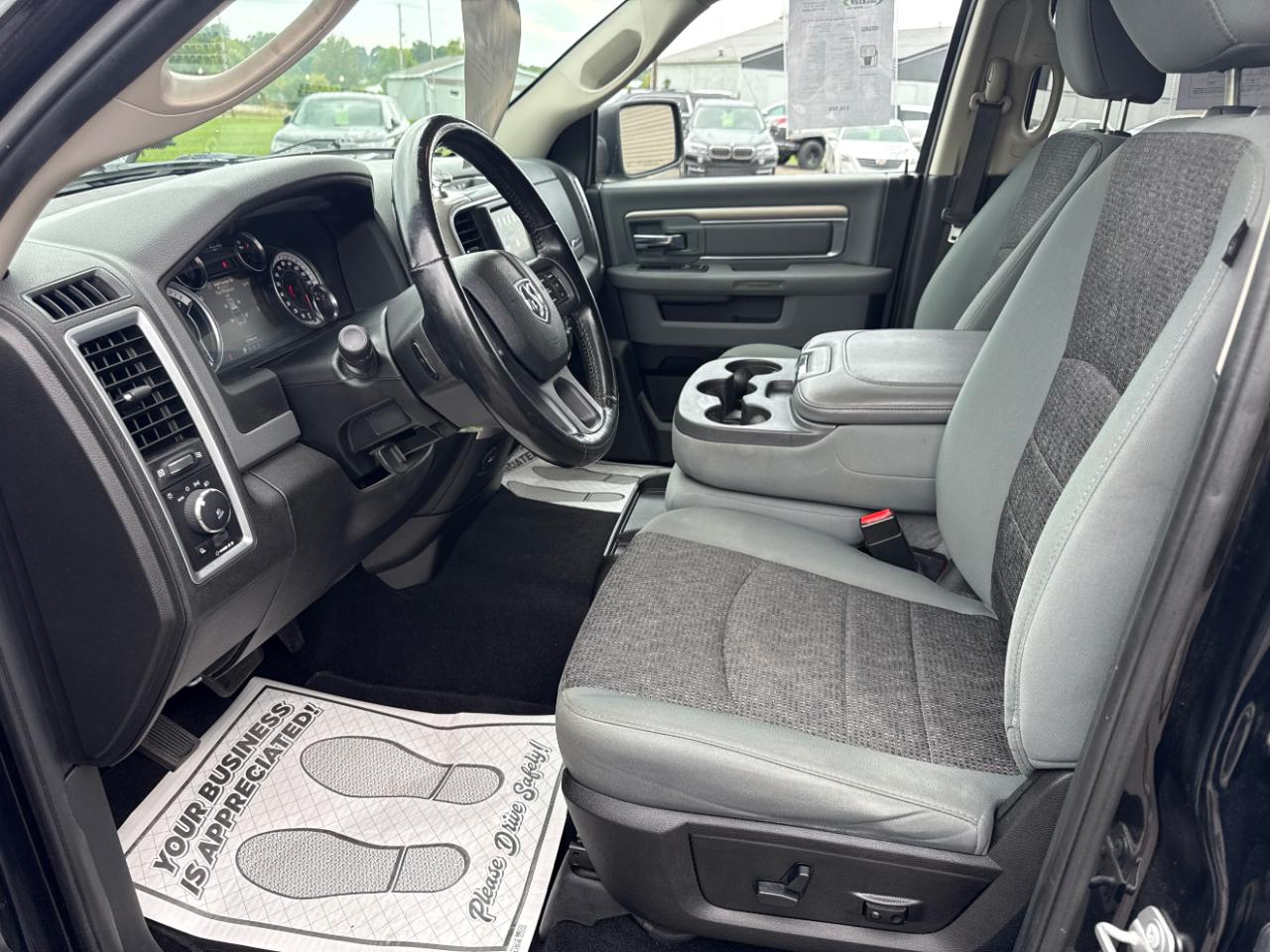 RAM 1500 Classic Big Horn 4x4 Crew Cab 5'7" Box 2019