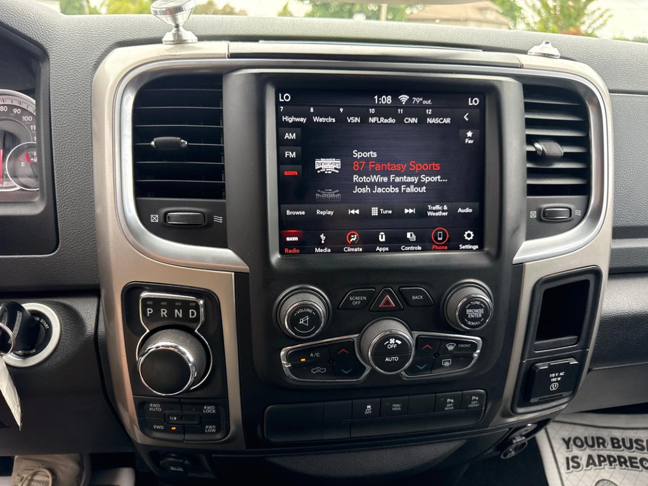 RAM 1500 Classic Big Horn 4x4 Crew Cab 5'7" Box 2019
